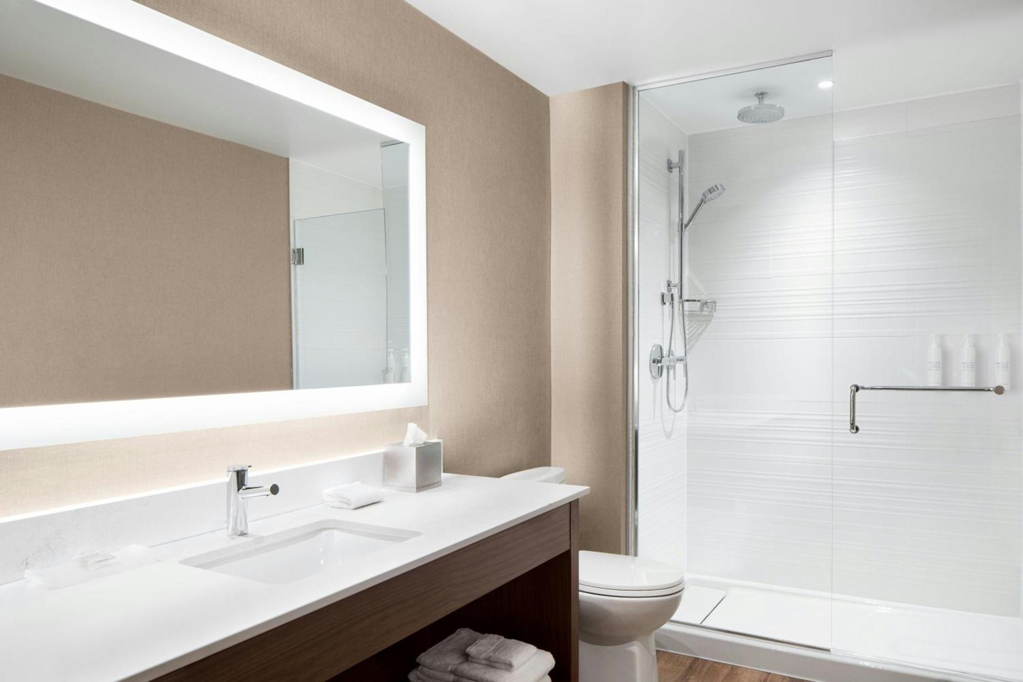 Ac Hotel By Marriott Ottawa Downtown מראה חיצוני תמונה